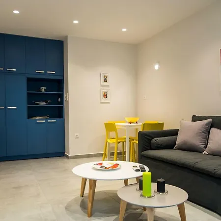 Central Cozy Studio With A Secret Garden Athen Exterior foto