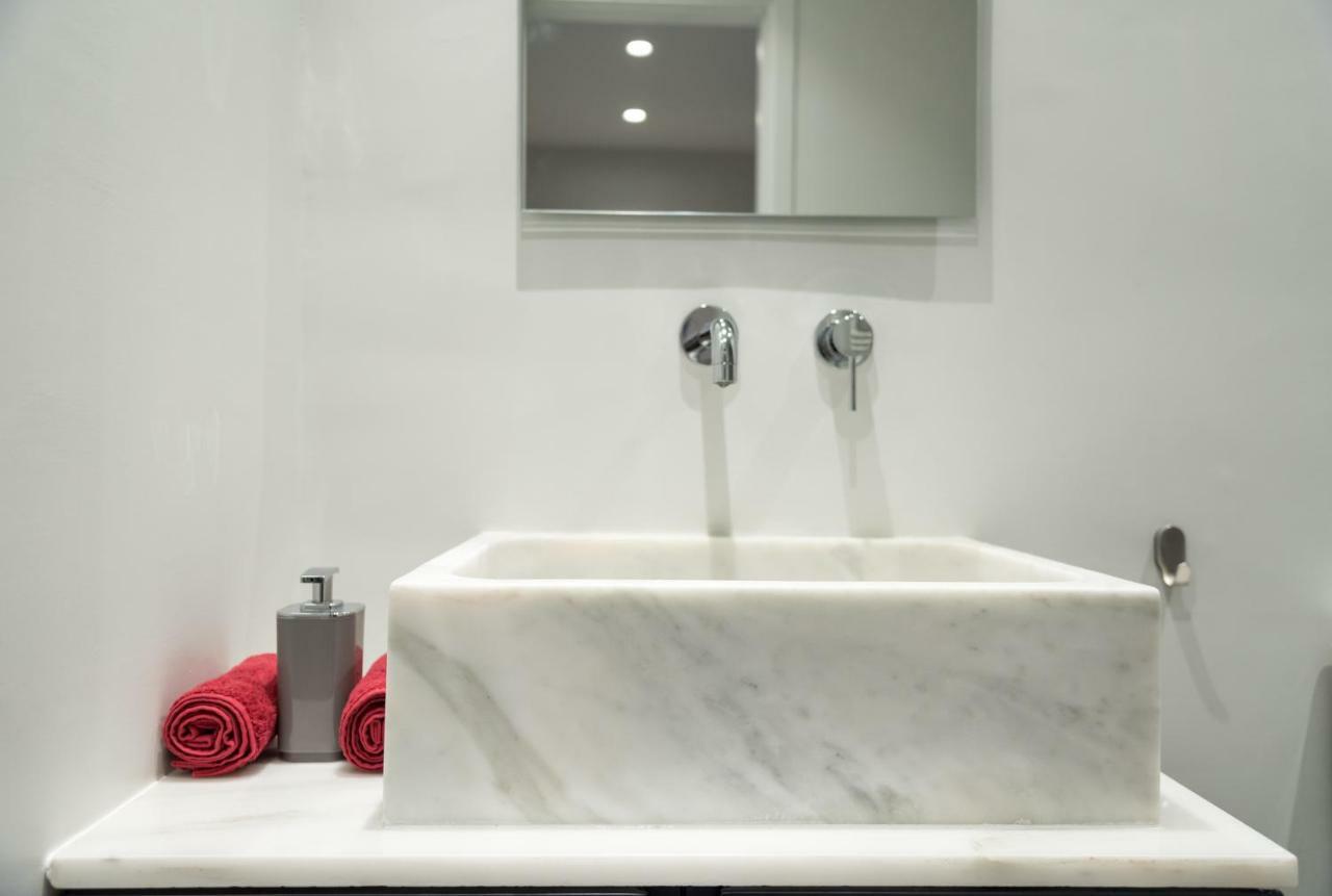 Cozy With A Secret Garden Apartment Athen