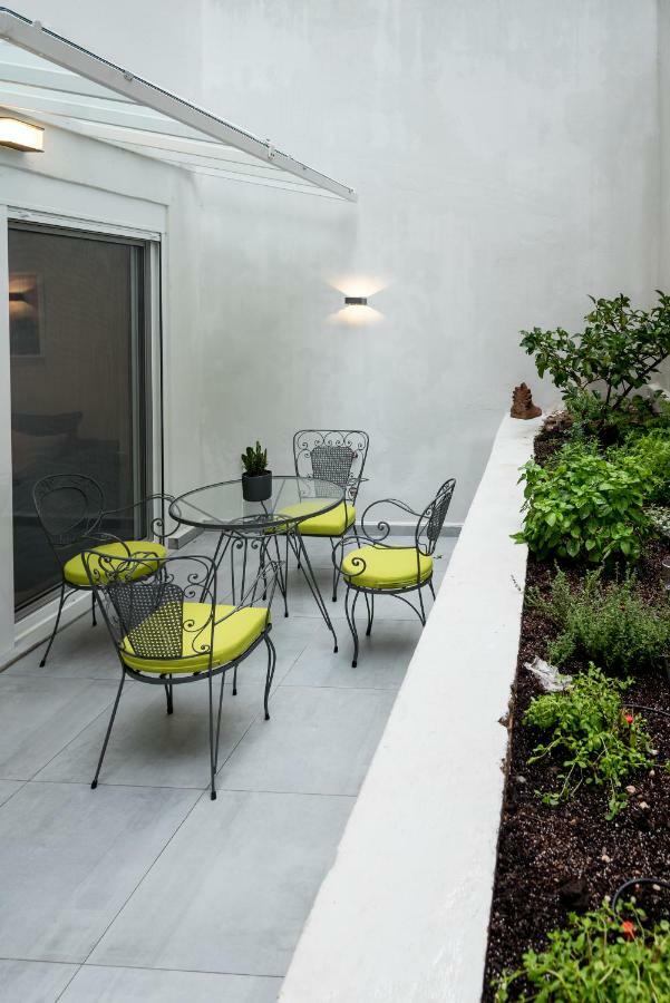 Apartment Cozy With A Secret Garden *